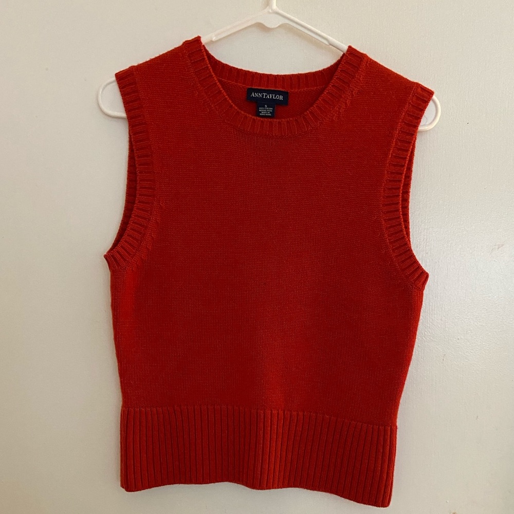 AnnTaylor